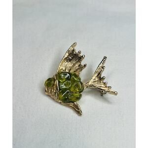 Vintage 11 W 30th St Dodds Jelly Belly Green Foil Back Angel Fish Brooch Pin